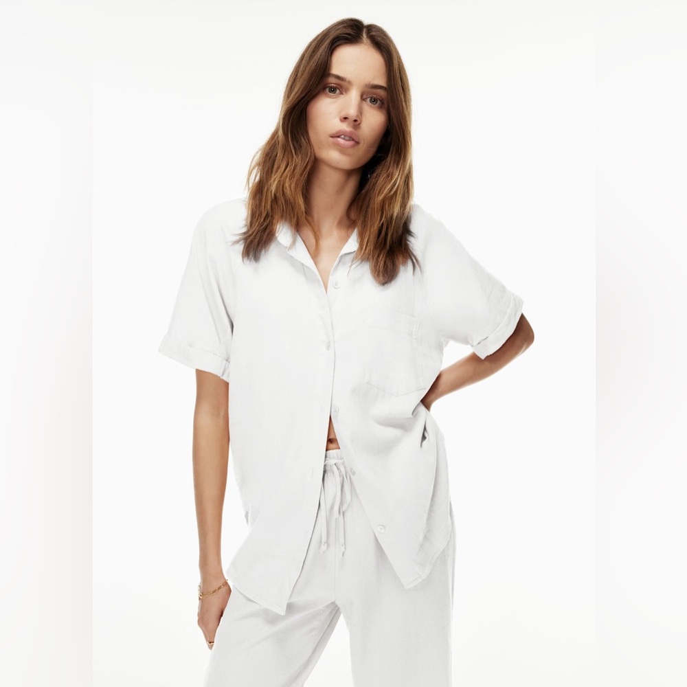 WILFRED FREE Aritzia Boyfriend Linen Shortsleeve Shirt